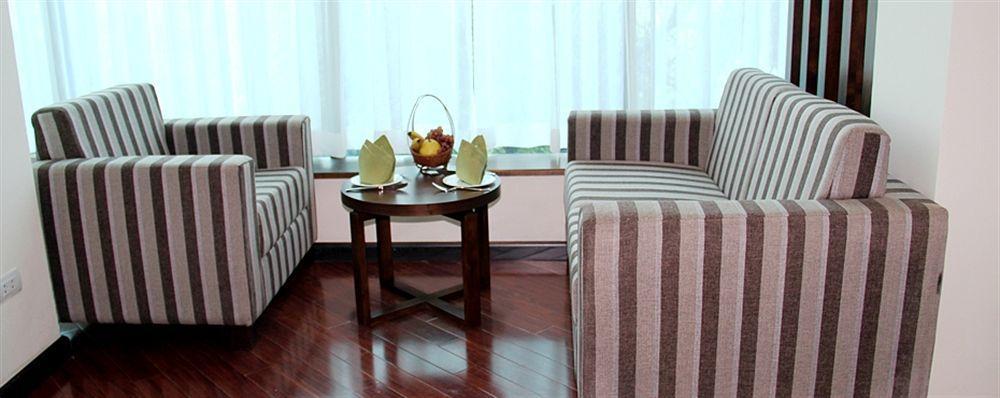 Le Carnot Hotel Hanoi Exterior photo
